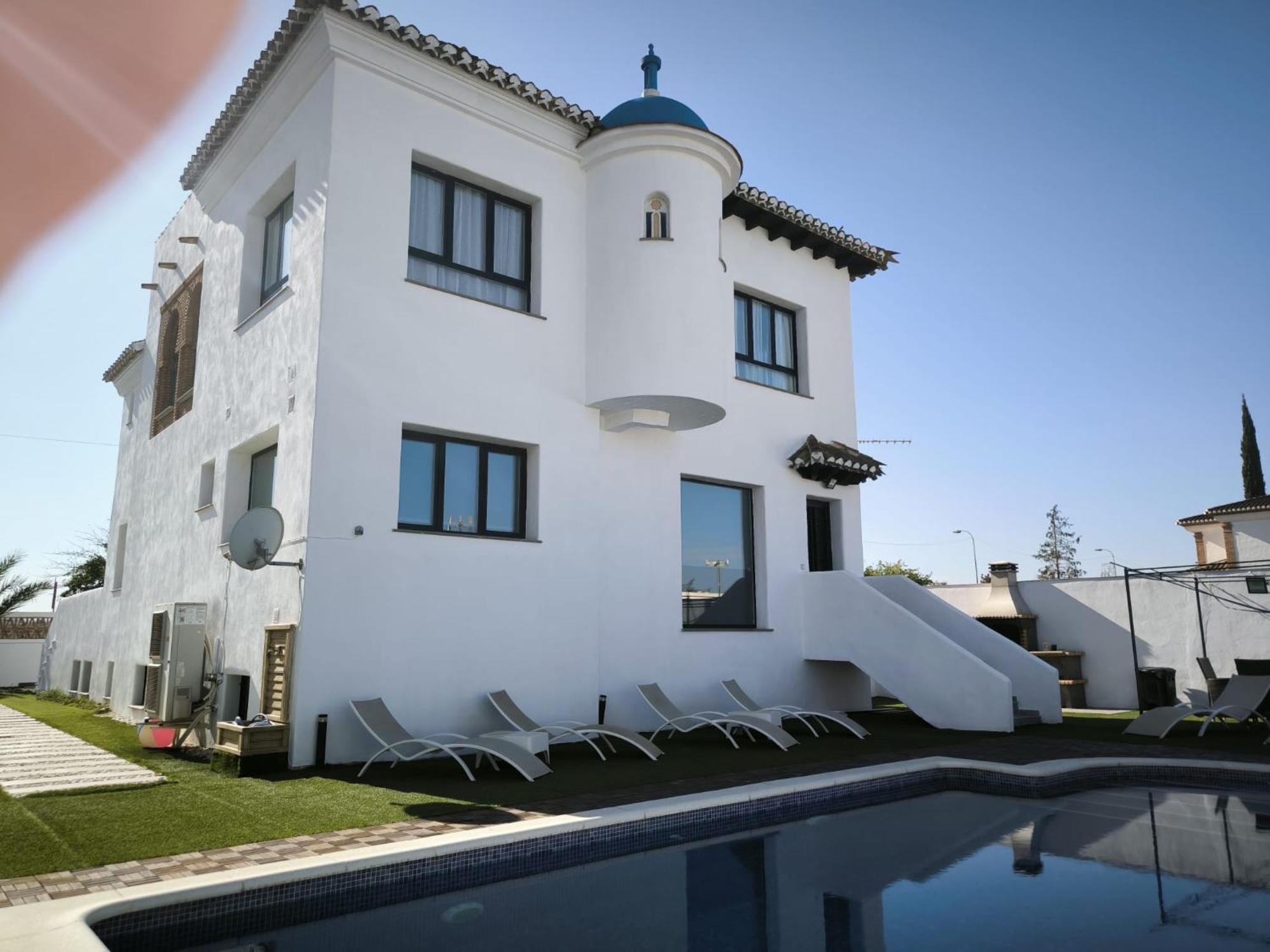 Villa Valeria Las Gabias Екстериор снимка