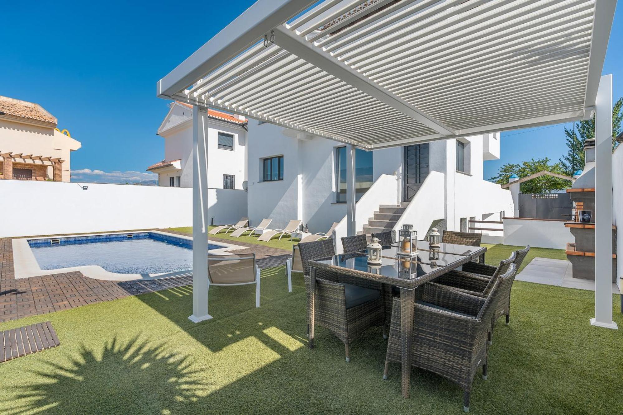 Villa Valeria Las Gabias Екстериор снимка